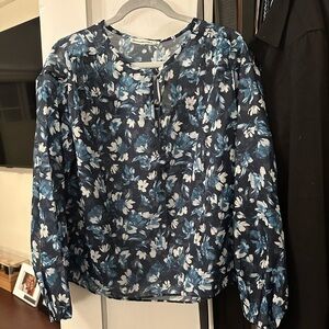 Abercrombie long sleeve sheer blouse